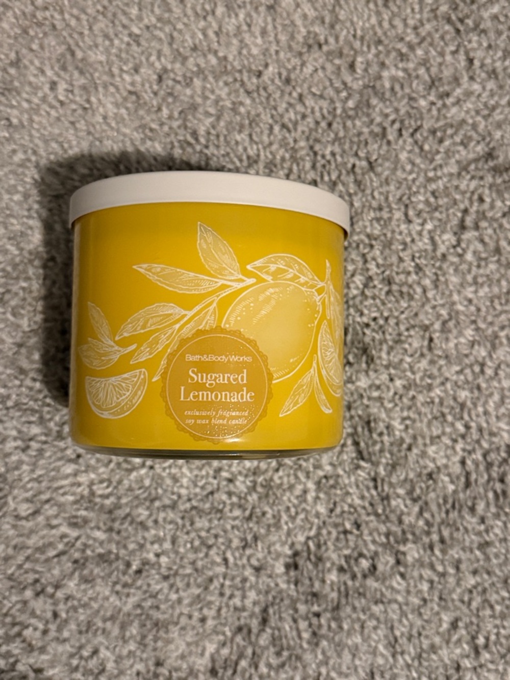 Bath & Body Works Sugared Lemonade 3-Wick Candle - Yellow & White